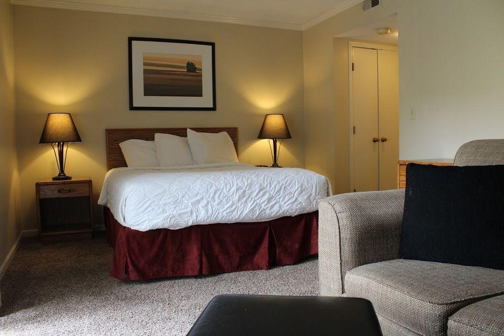 Sterling Hotel And Suites Clive Kültér fotó
